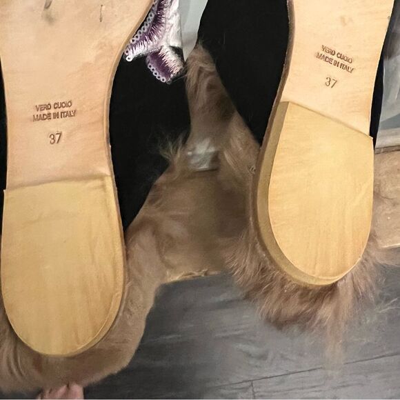 GIA COUTURE BLACK VELVET FLORAL FUR SLIP ON FLATS SHOES. Made in Italy. Size 37. - Picture 4 of 13